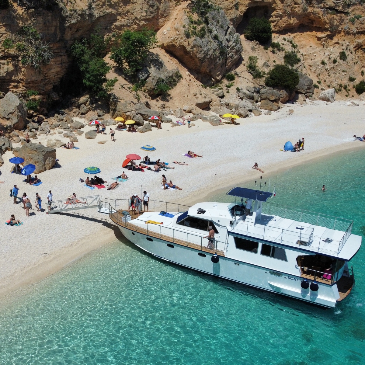COSTA-DI-BAUNEI-BOAT-EXCURSION- (2)